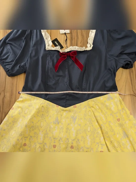 NWT! Her Universe Disney Snow White And The Seven Dwarfs Sweetheart Dress 3 Plus - Picture 8 of 16